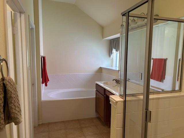 Building Photo - 28 Emerald Pond Dr