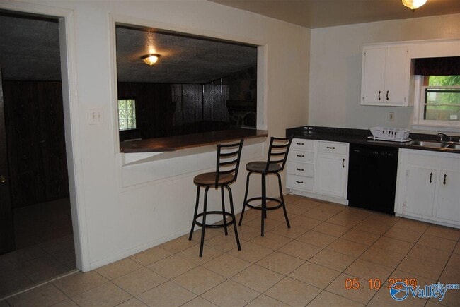 Building Photo - 3052 Boswell Dr NW