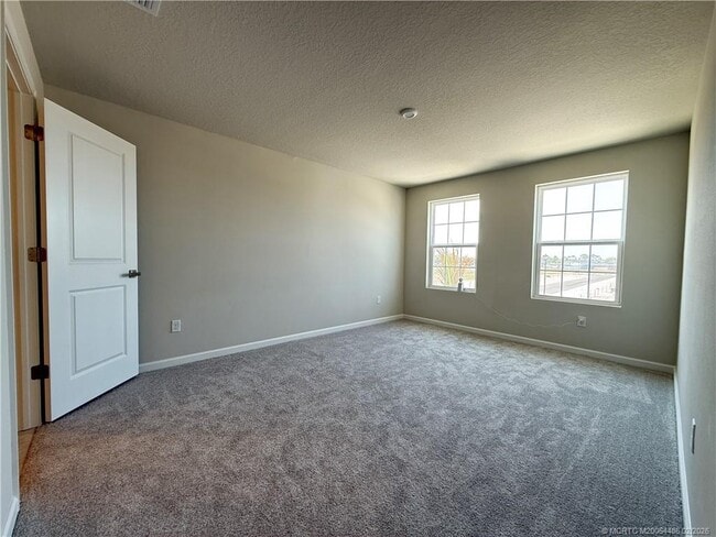 Building Photo - 15817 Winter Rd