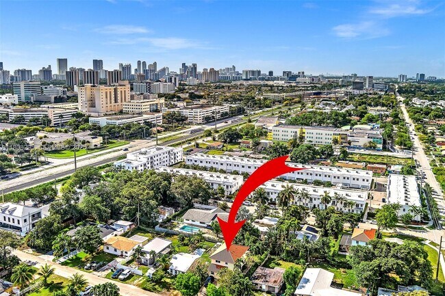 Building Photo - 2620 NE 214th St