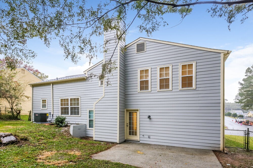 Building Photo - 1561 Black Hickory Pl