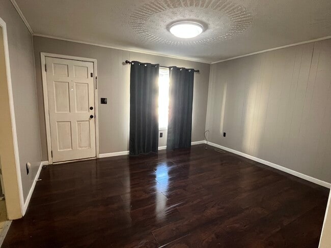 Building Photo - 109 Dalton St