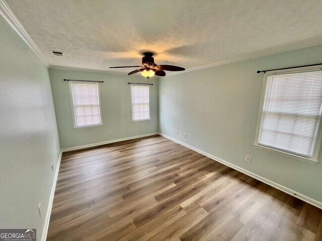 Building Photo - 93 Radford Cir SW