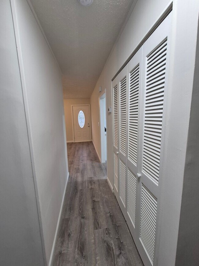 Building Photo - A must see 3-bedroom home!!