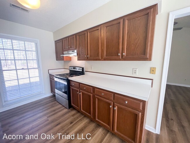 Building Photo - 3 br, 2 bath House - 6400 Chamblee Ct