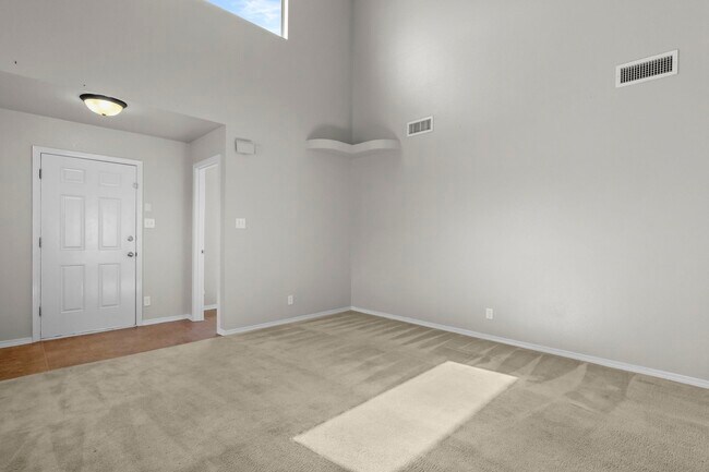 Building Photo - 2300 Glitter Point
