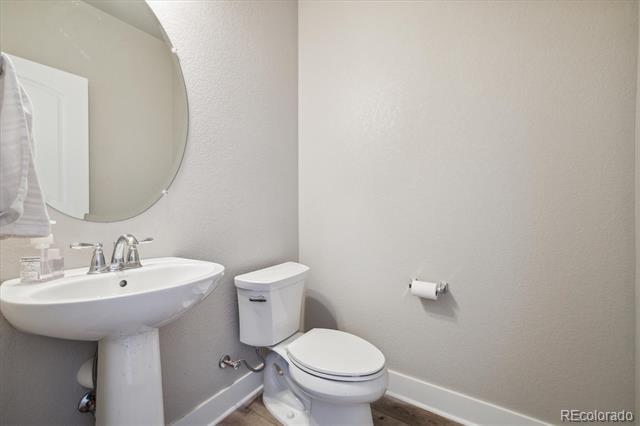 Building Photo - 8862 E 47th Ave