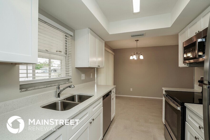 Building Photo - 7480 San Carlos Blvd