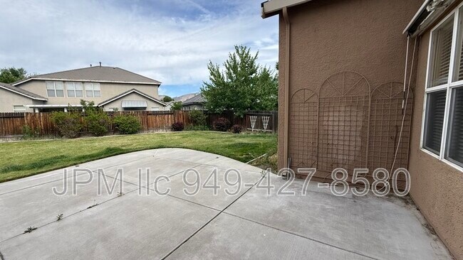 Building Photo - 9950 Moccasin Ct