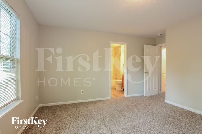 Building Photo - 3922 Gray Arbor Dr