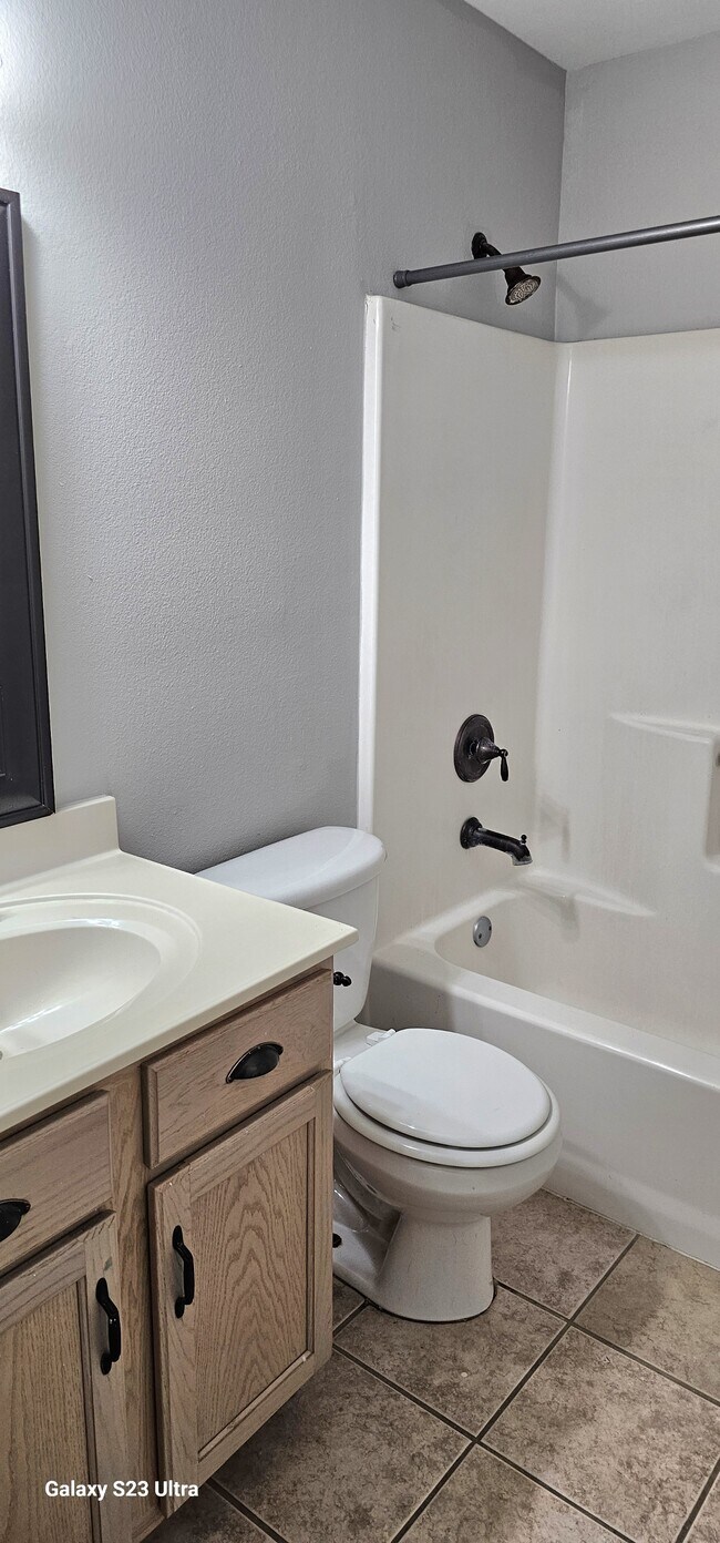 Building Photo - 6701 Riding Wind Dr