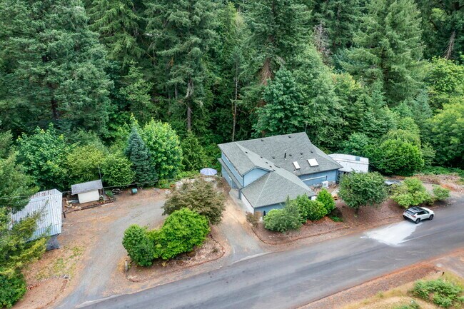 Building Photo - 111 Kellogg Rd