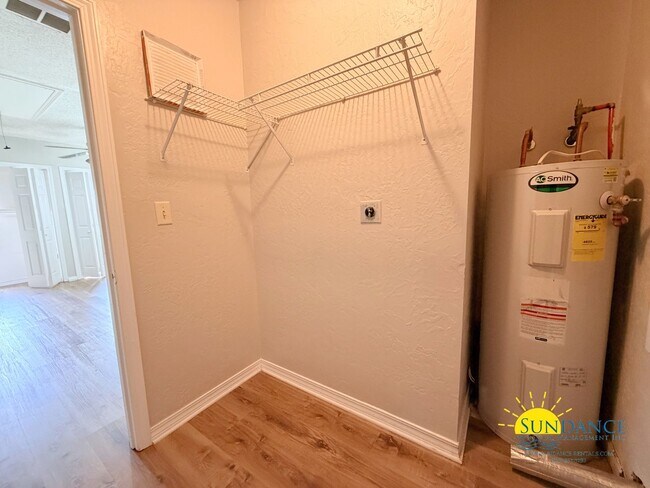 Building Photo - Newly Renovated 3 Bedroom with Oversized detached workshop/garage!