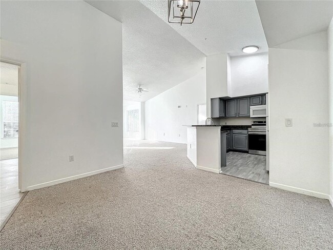 Building Photo - 13028 Plantation Park Cir