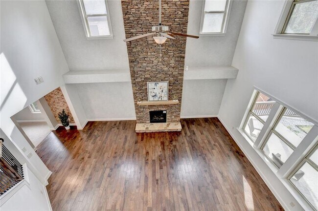Building Photo - 2540 Maple Ridge Ln