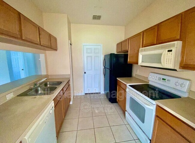 Building Photo - 4320 Paradise Cove Ct