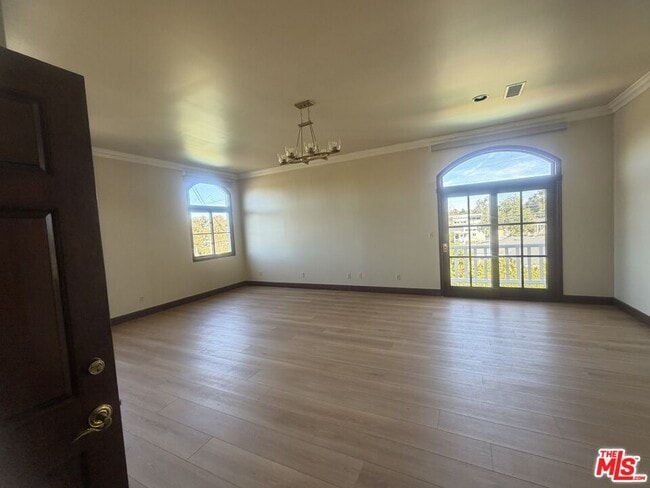 Building Photo - 5867 W 75th St