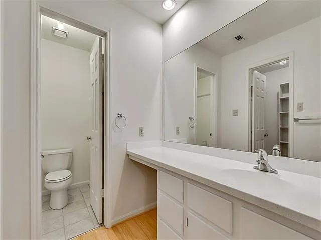 Building Photo - 312 Sailmaster St