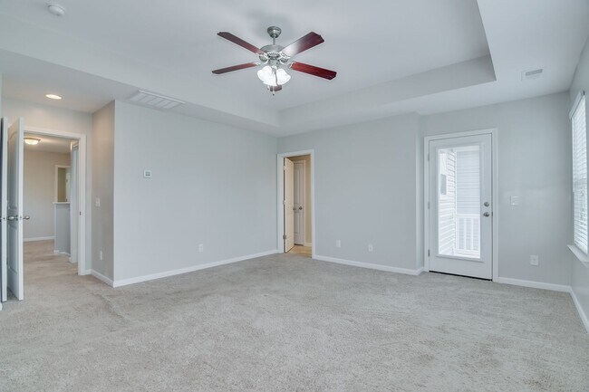 Building Photo - 3 Bedroom 2.5 Bath in Grovetown!