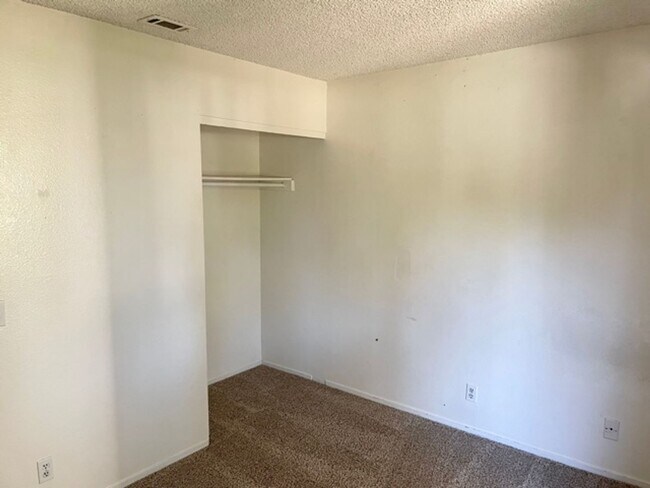 Building Photo - 1388 Cavalier Ln