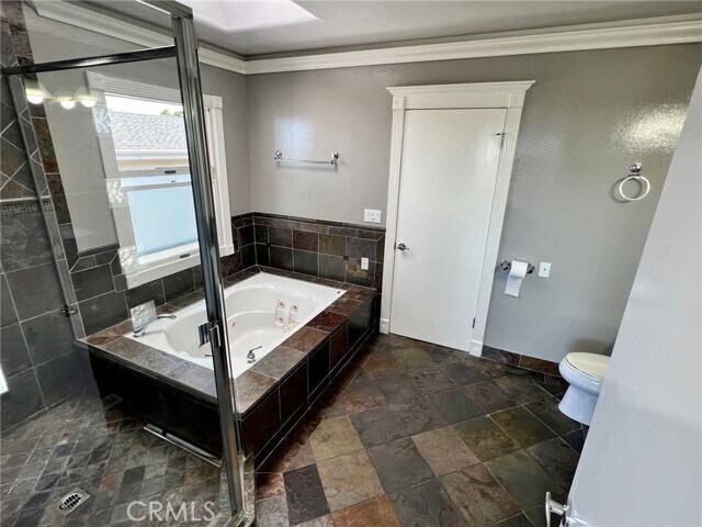 Building Photo - 342 Camino de las Colinas