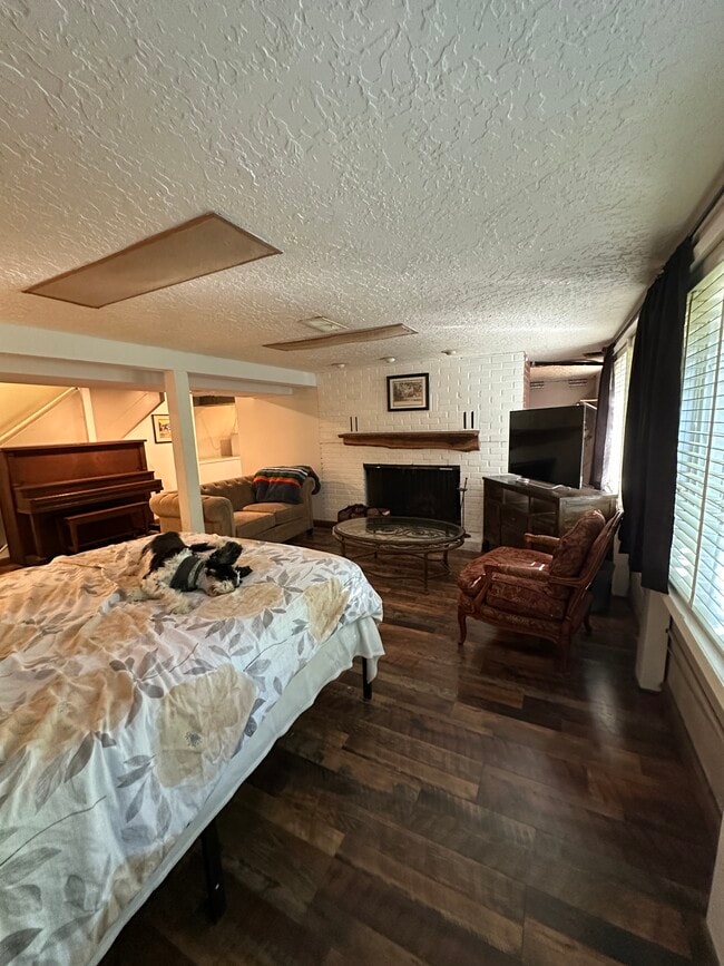 Primary Photo - 5034 SW Vesta St