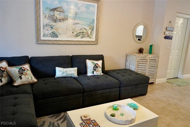 Building Photo - 5214 Chiquita Blvd S