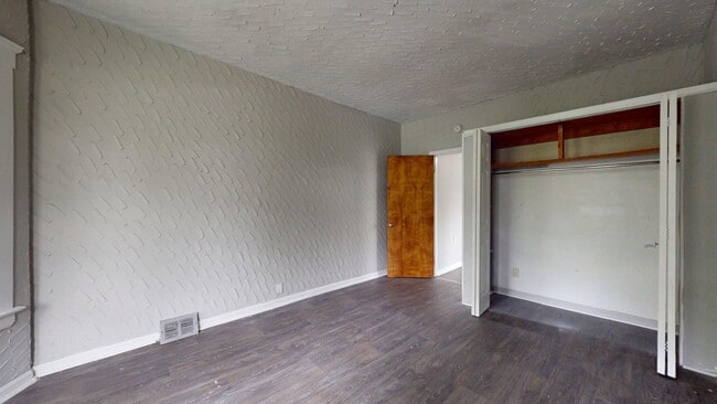 Building Photo - 3889 W.33rd