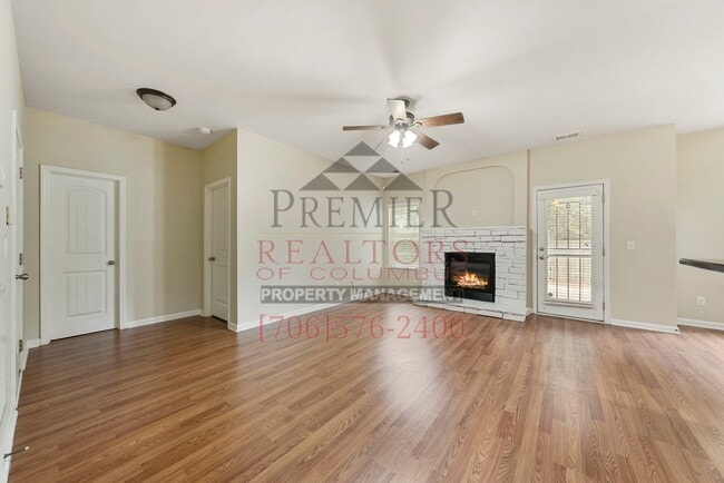 Building Photo - 306 Irish Ln