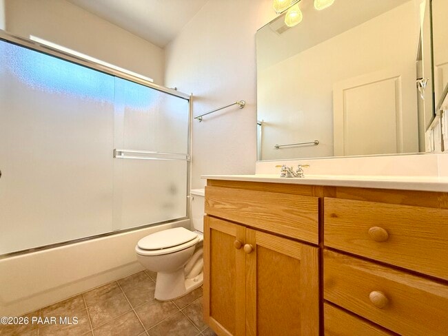 Building Photo - 1210 Gardenia Ln