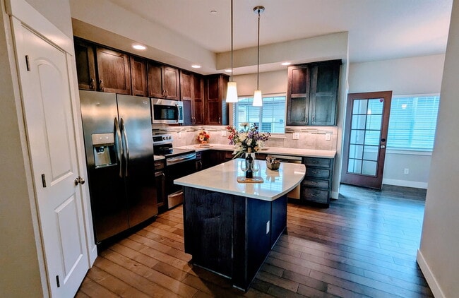 Building Photo - 4903 Northern Lights Dr