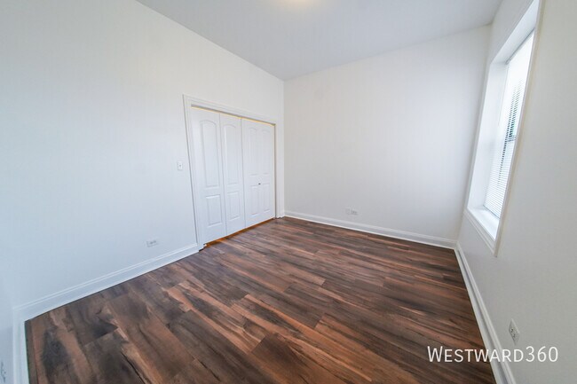 Building Photo - 5172 S Michigan Ave