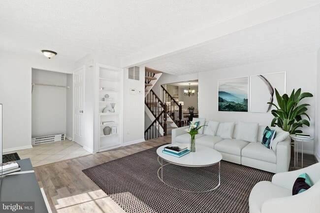 Building Photo - 3618 Wharf Ln