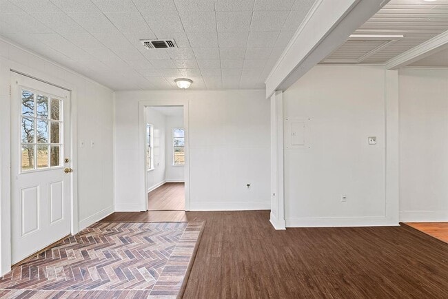 Building Photo - 1430 Us Highway 36