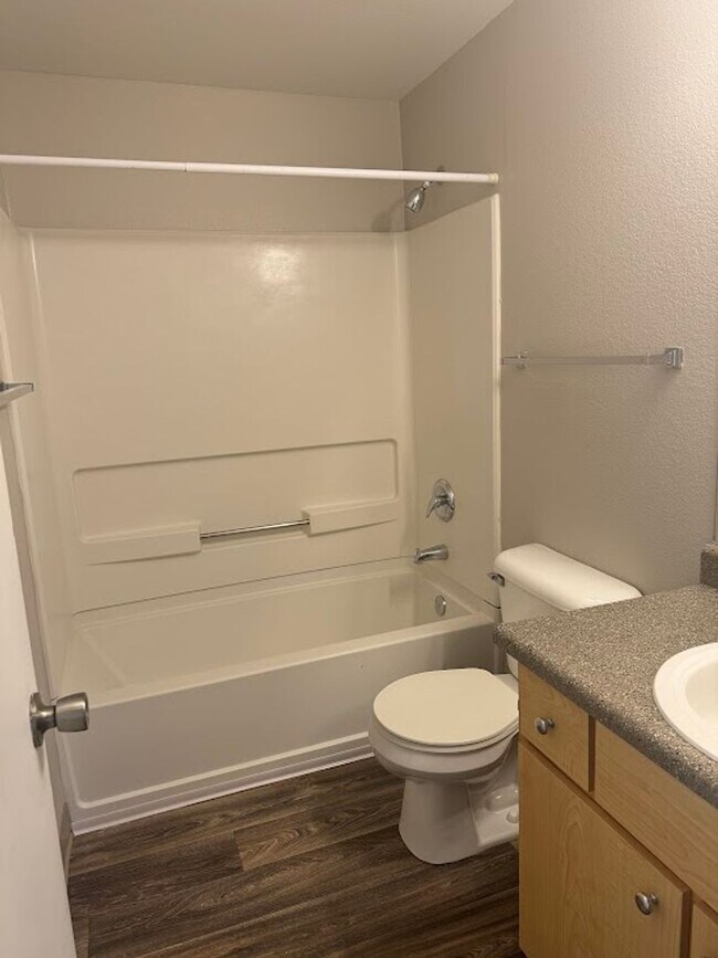 Building Photo - A New Wave of Living Here At Powell Court Apartments!