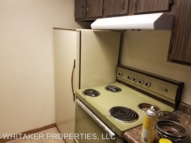 Building Photo - 4843-4865 Northcliff Dr