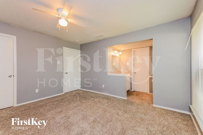 Building Photo - 2026 Aspen Ln