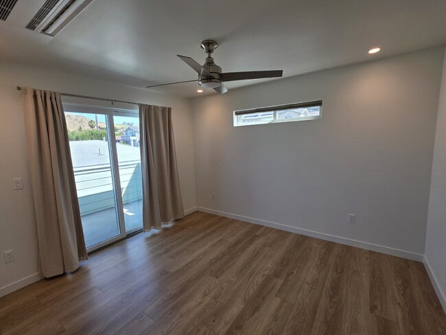 Building Photo - AVAILABLE NOW - 1 Bed, 1 Bath Morro Bay Apartment with Ocean View