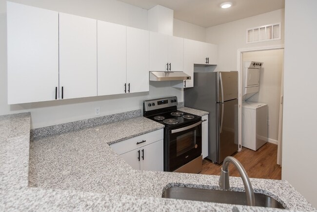 Building Photo - 211 Harmony Mdws Ct