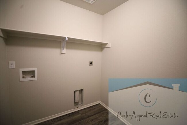 Building Photo - Beautiful 3 bed / 2 bath home - Nettleton!!