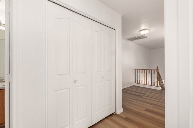 Building Photo - 24110 W Hadley St