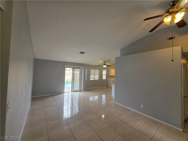 Building Photo - 5843 Berry Hill Ln