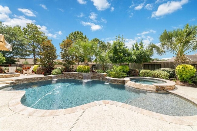 Building Photo - 25303 Hall Meadow Ln