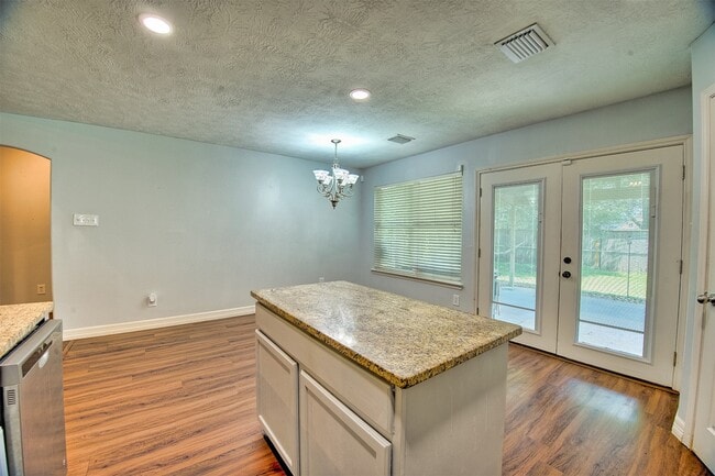 Building Photo - 7022 Raven Cliffs Ln