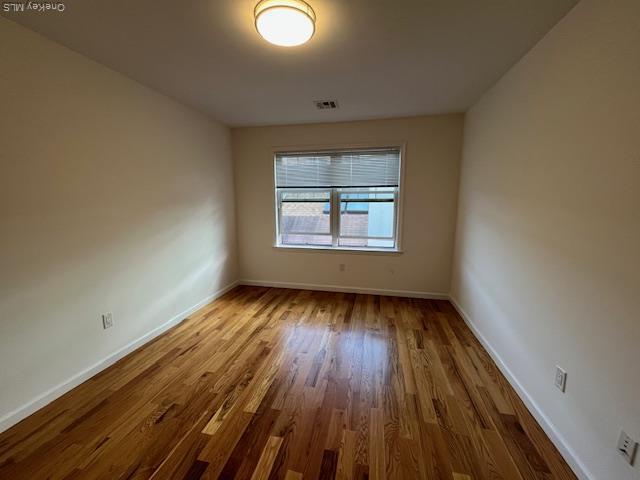 Building Photo - 50 Sintsink Dr E