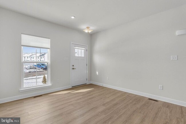 Building Photo - 88 Rosemary Wy