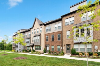 Building Photo - 106 Albany Pl