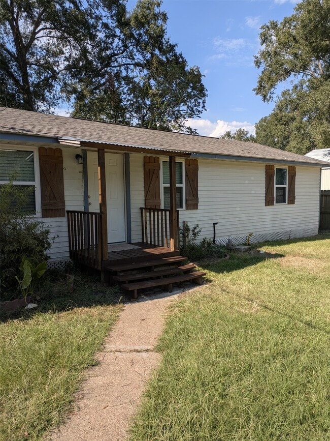 Building Photo - 171 Bayberry Dr