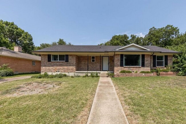 Building Photo - 3109 Pecan Ln