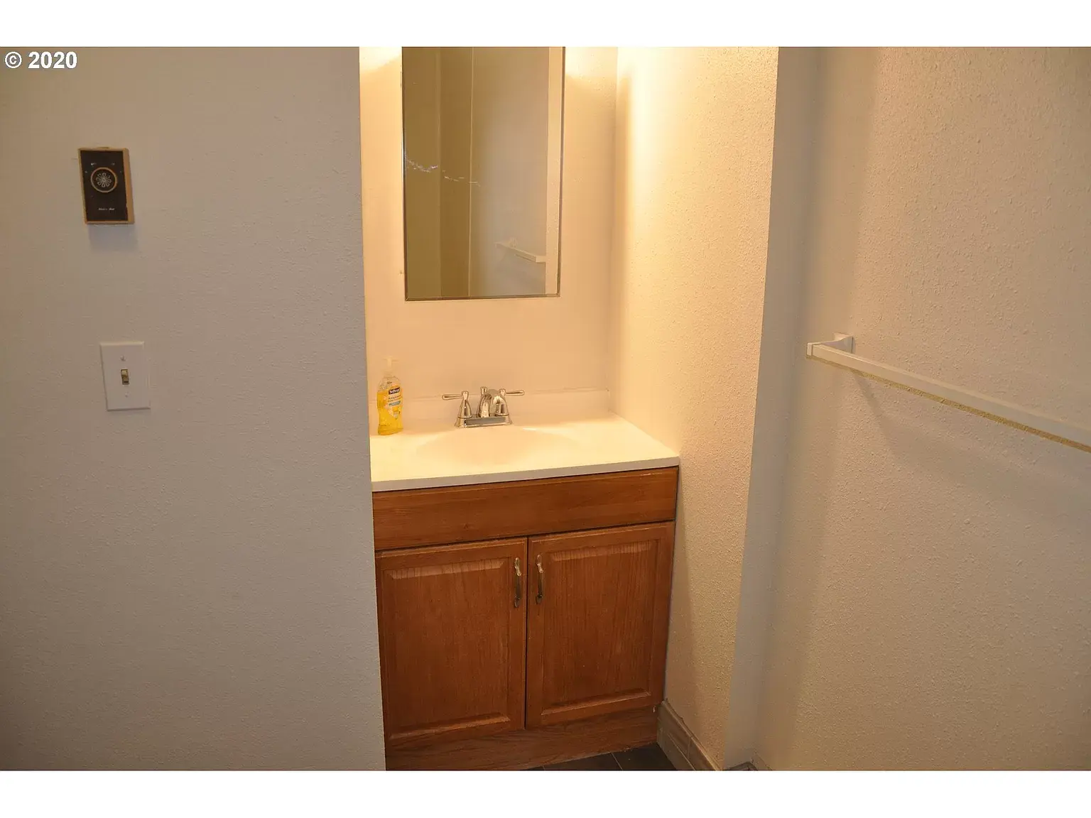 Bathroom 2 - 1639 22nd Pl